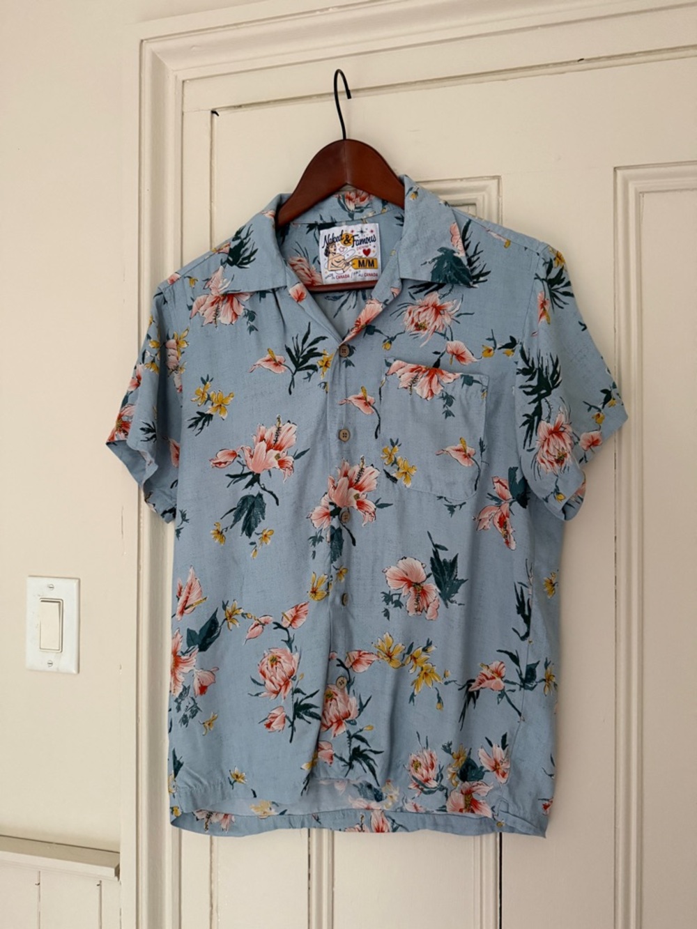 Naked & Famous Denim Men’s Silky Flower Aloha Light Blue Floral Shirt. Sz Med.